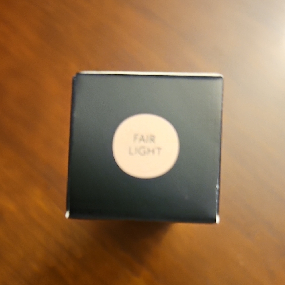 GloGirl Whipped Radiance Blur Primer - Picture 4 of 7